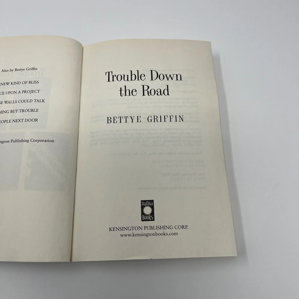 Trouble Down the Road‎ Bettye Griffin Book Paperback African American Fiction